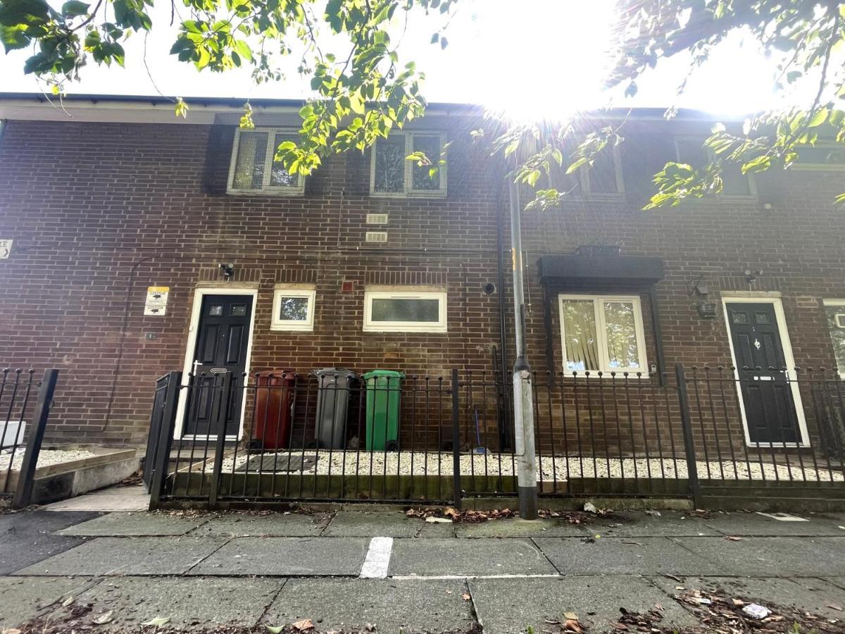 Apartament Bright, Warm & Cozy House In Harpurhey Manchester Zewnętrze zdjęcie